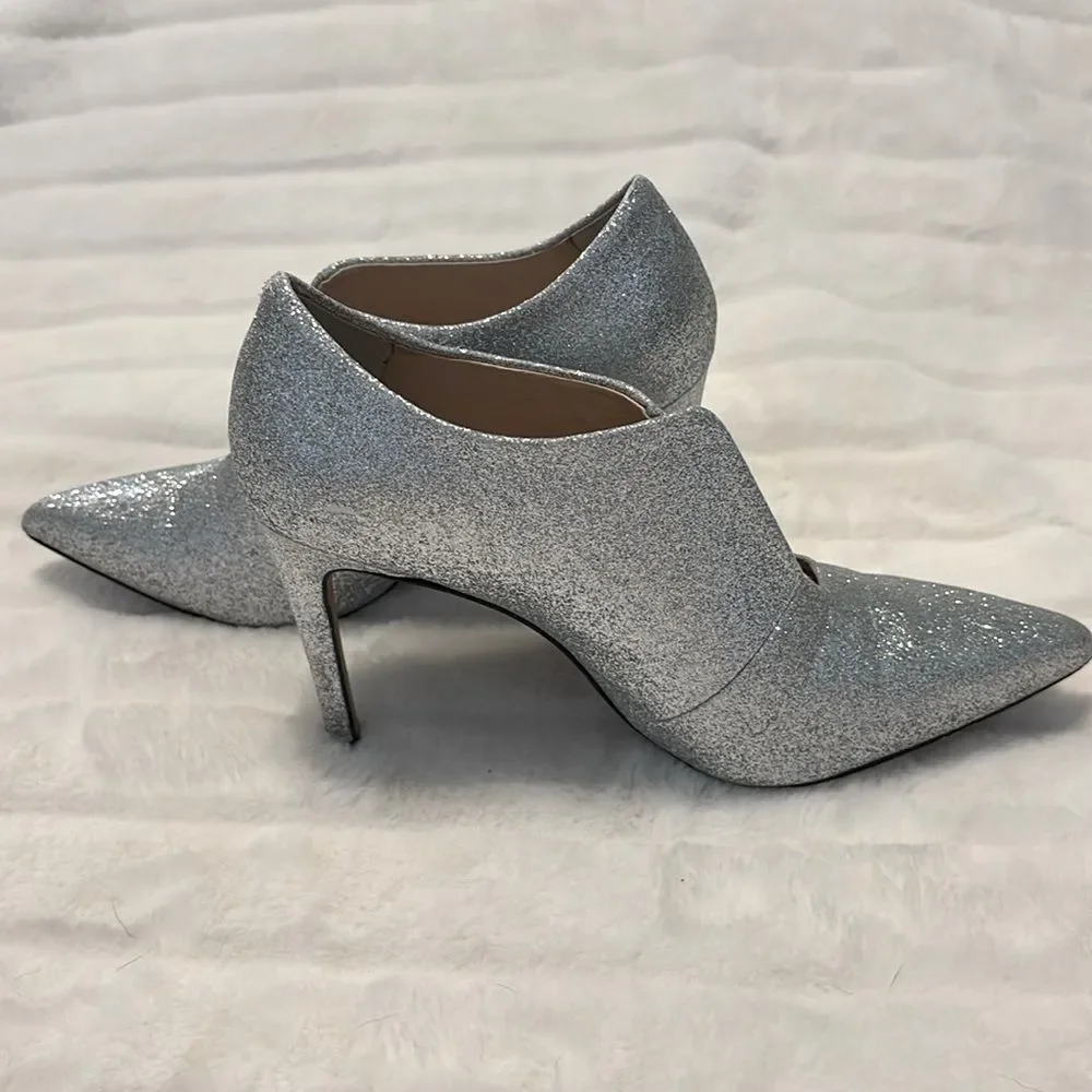 Vince Camuto Metseya silver glitter pointed toe party stiletto bootie heels 5.5